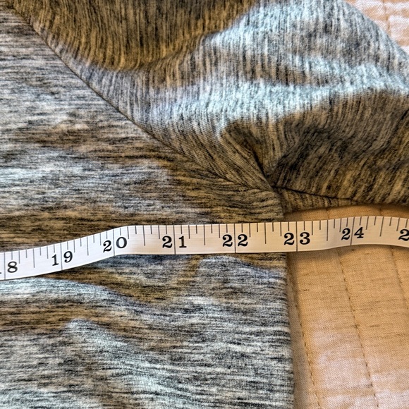 Daily Ritual Gray V-Neck Hooded Sweater - Picture 4 of 4